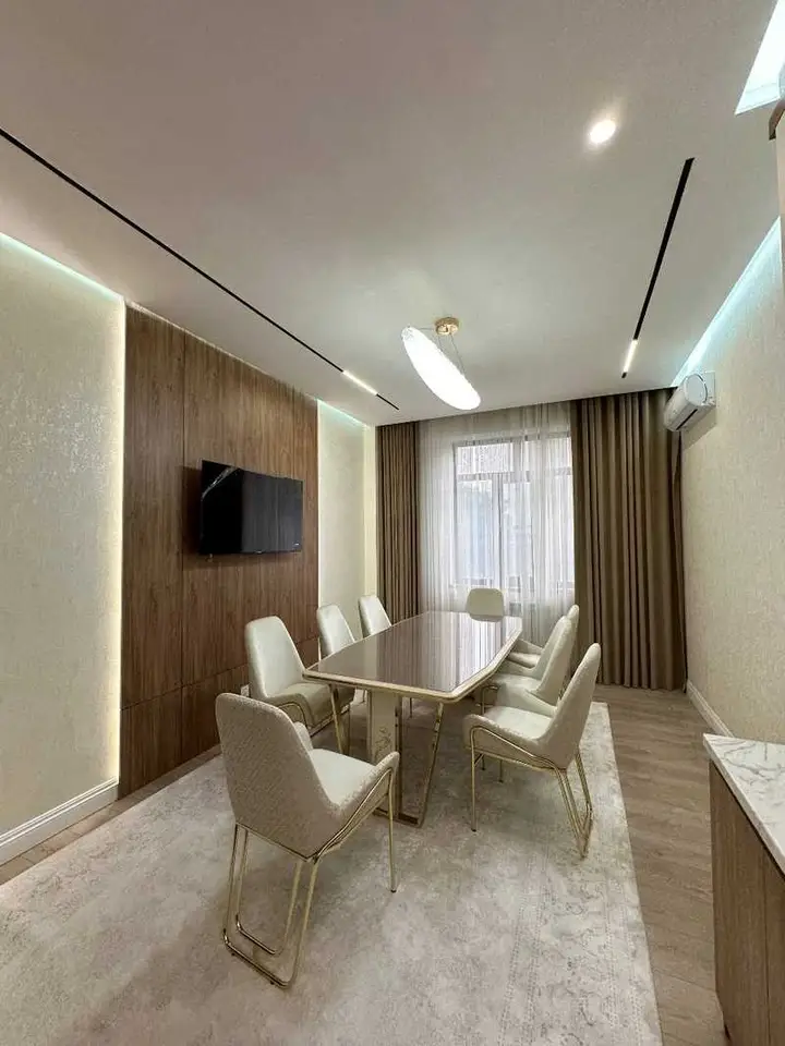 4-комн. квартира, 3 этаж, 215 м², Исмоили Сомони