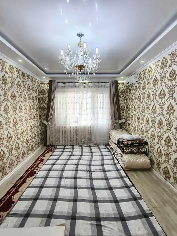 4-комн. квартира, 8 этаж, 101 м², 65 мкр