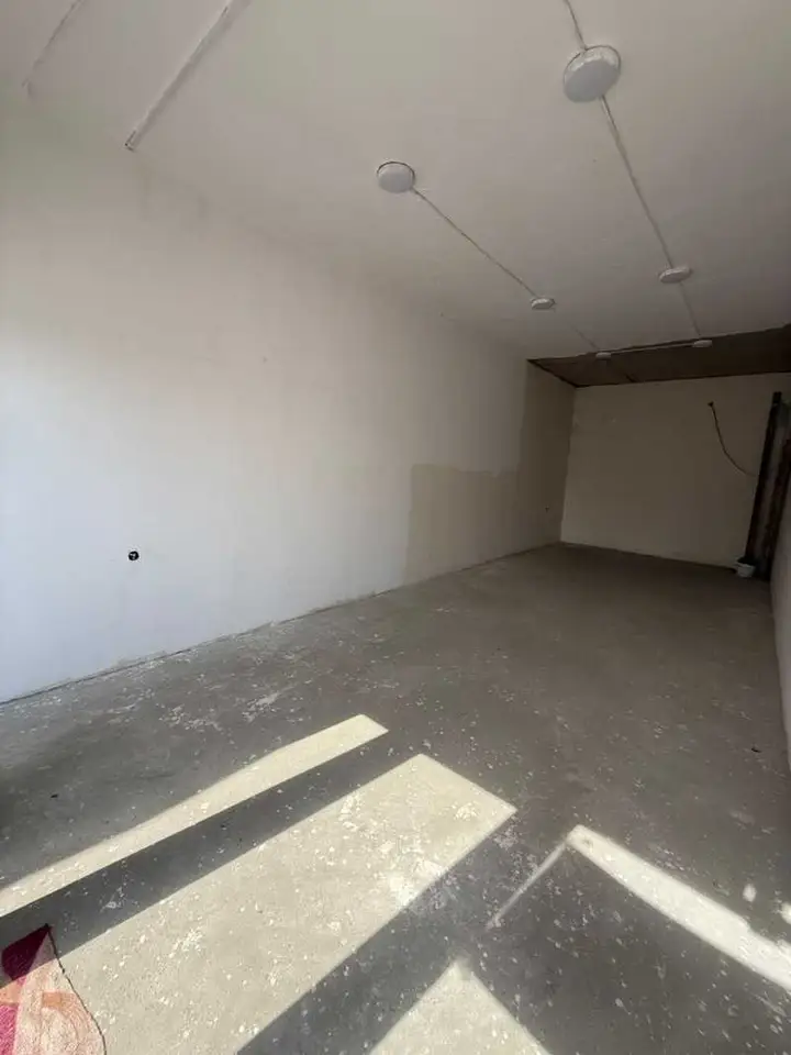 Коммерческая, 40 м², Фирдавси