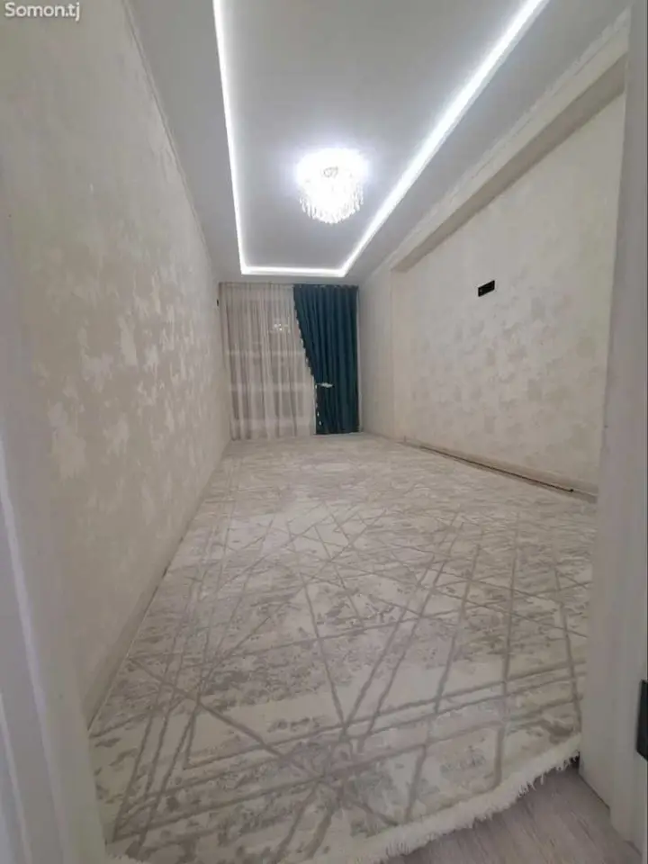 2-комн. квартира, 3 этаж, 74 м², Аэропорт