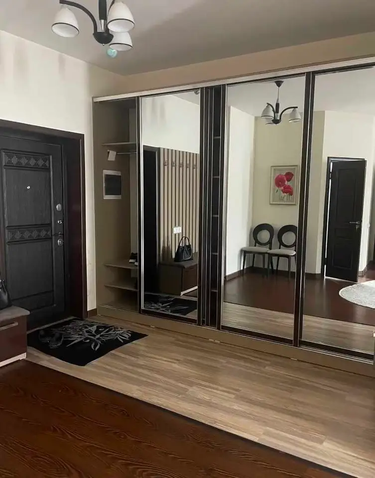 2-комн. квартира, 10 этаж, 80 м², Исмоили Сомони