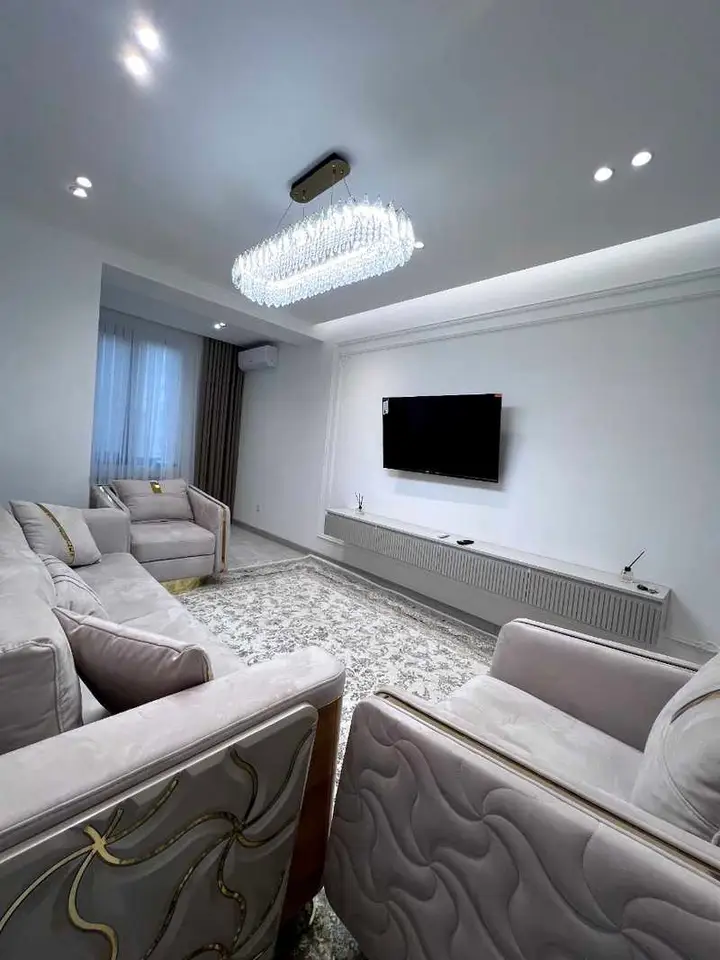2-комн. квартира, 4 этаж, 60 м², 82 мкр
