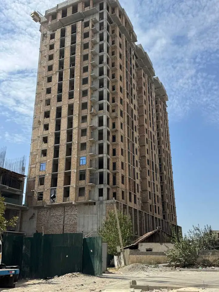 Хонаи 1-ҳуҷрагӣ, ошёнаи 3, 57 м², Сино