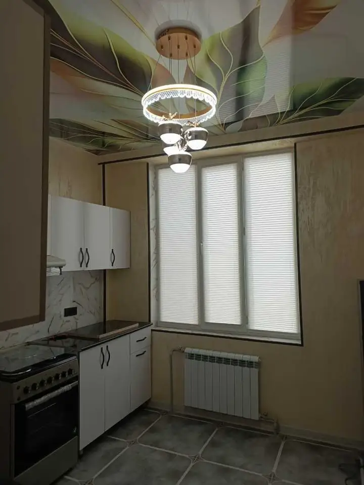 2-комн. квартира, 13 этаж, 70 м², Фирдавси