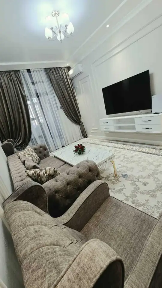 3-комн. квартира, 15 этаж, 83 м², Шохмансур