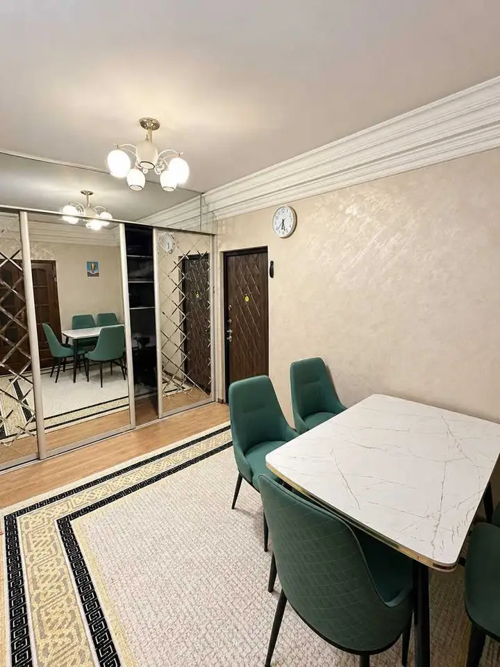 3-комн. квартира, 2 этаж, 62 м², Сино