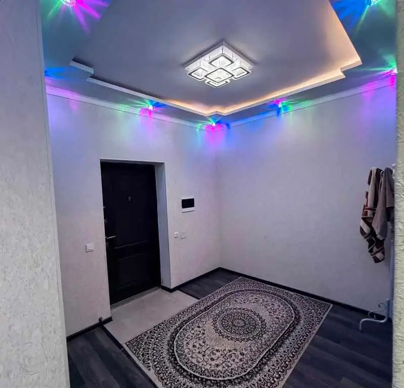 2-комн. квартира, 4 этаж, 54 м², Сино