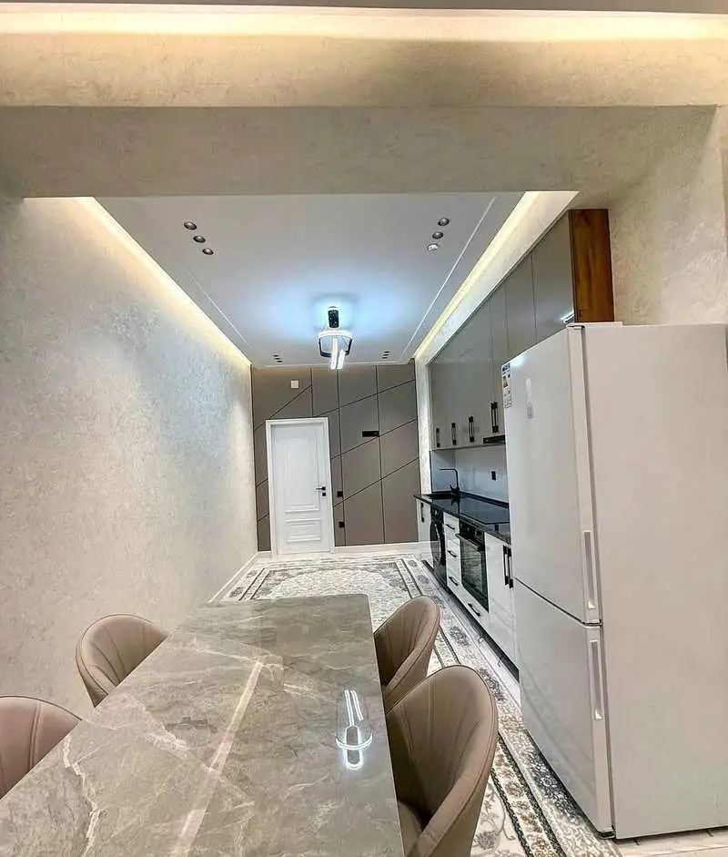 3-комн. квартира, 5 этаж, 106 м², 102 мкр