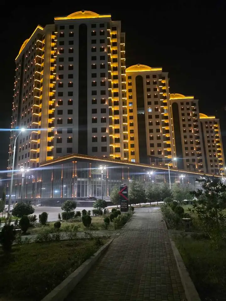 1-комн. квартира, 13 этаж, 93 м², Фирдавси