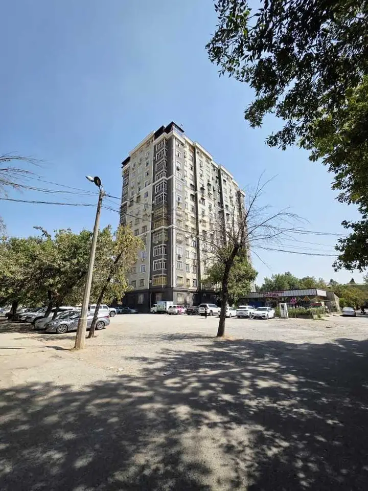 4-комн. квартира, 1 этаж, 152 м², Сино