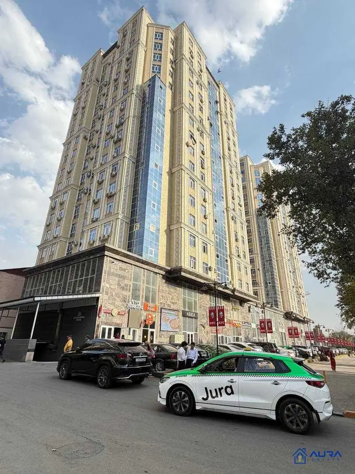 3-комн. квартира, 11 этаж, 77 м², Фирдавси