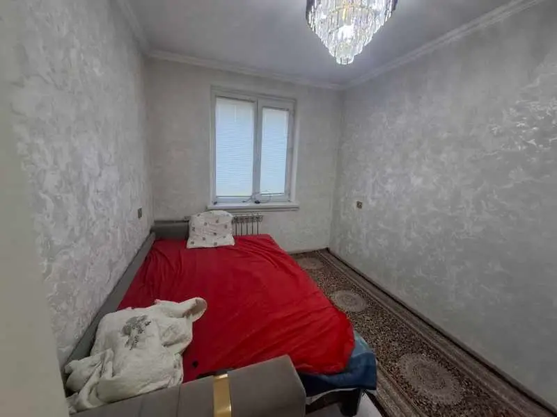 3-комн. квартира, 4 этаж, 70 м², Фирдавси