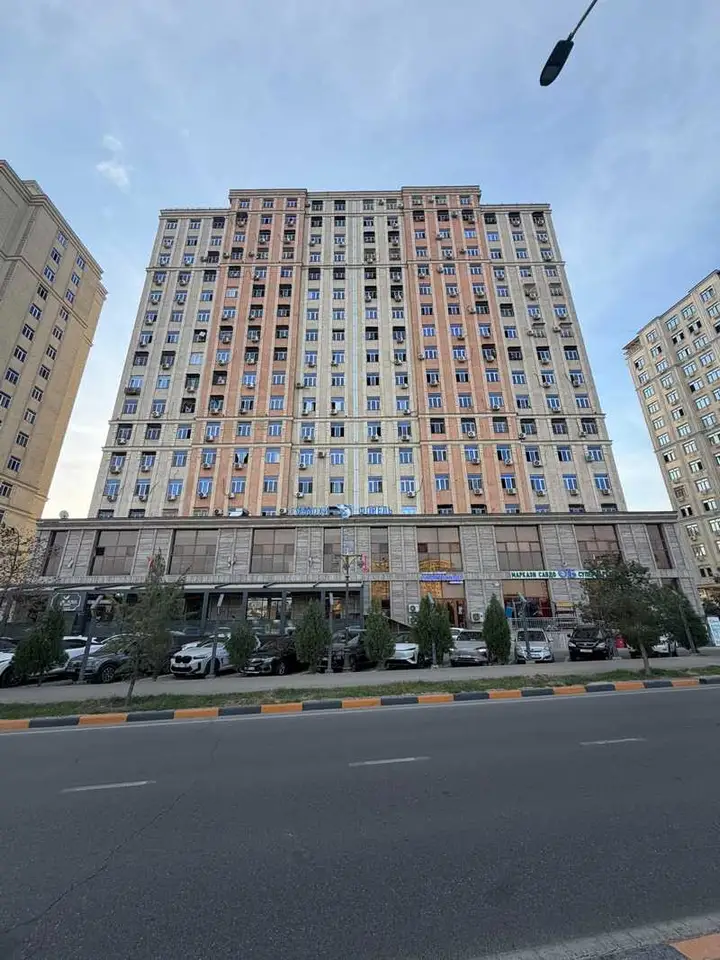 3-комн. квартира, 15 этаж, 85 м², Душанбе