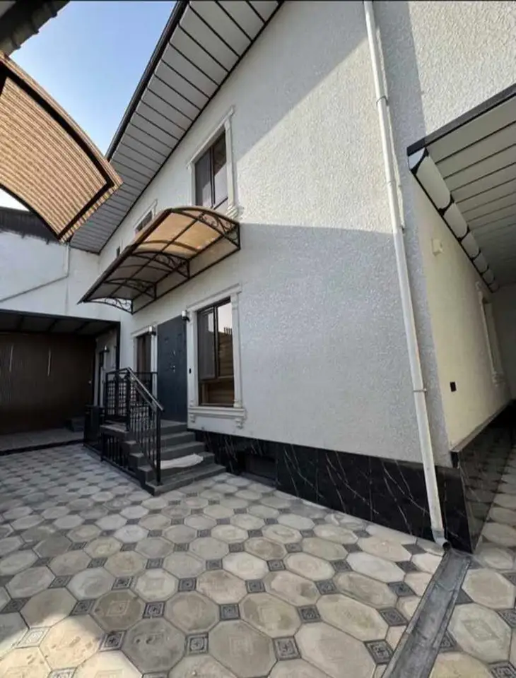 Дом, 7 комн., 200 м², Караболо