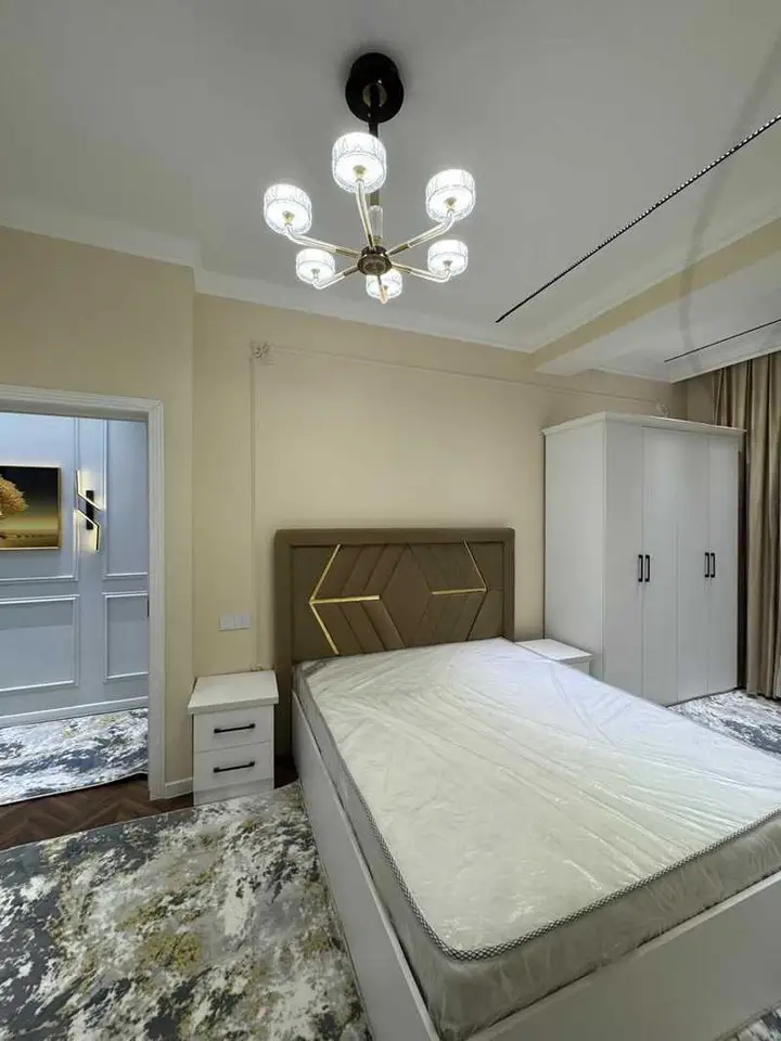 3-комн. квартира, 10 этаж, 70 м², Душанбе