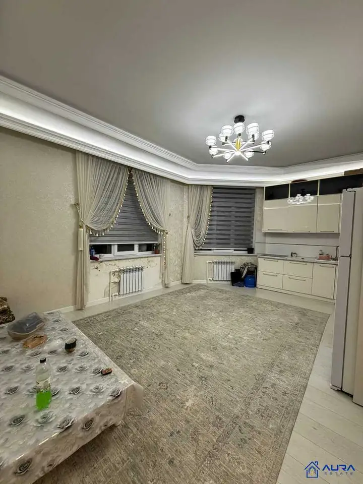 4-комн. квартира, 1 этаж, 152 м², Сино
