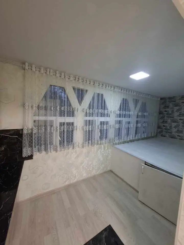 1-комн. квартира, 1 этаж, 42 м², Фирдавси