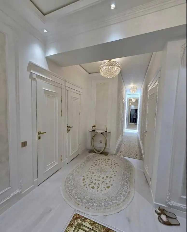 2-комн. квартира, 10 этаж, 72 м², Шохмансур