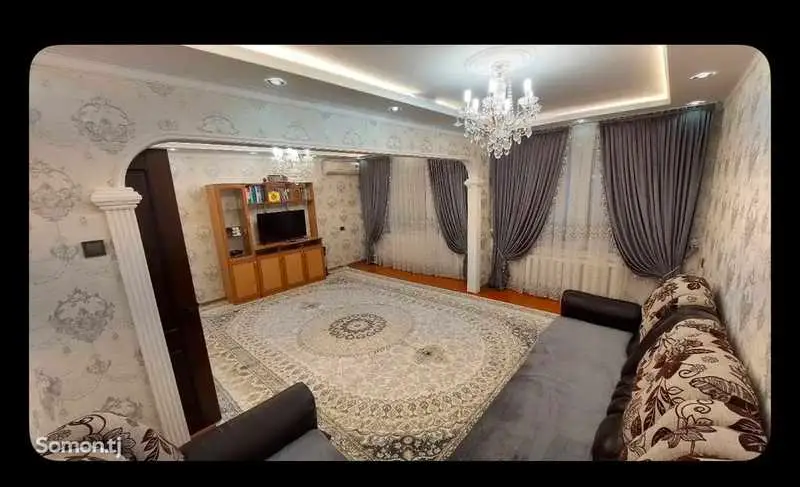 5-комн. квартира, 3 этаж, 111 м², Сино