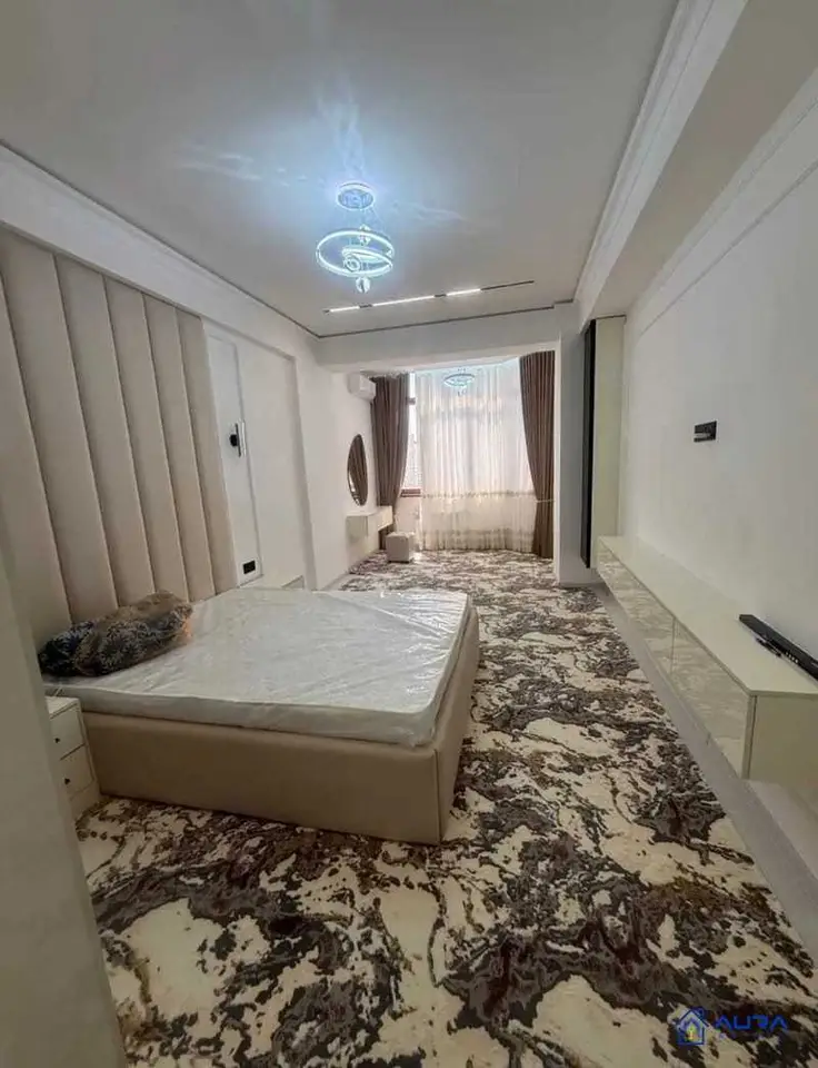 2-комн. квартира, 11 этаж, 84 м², Исмоили Сомони