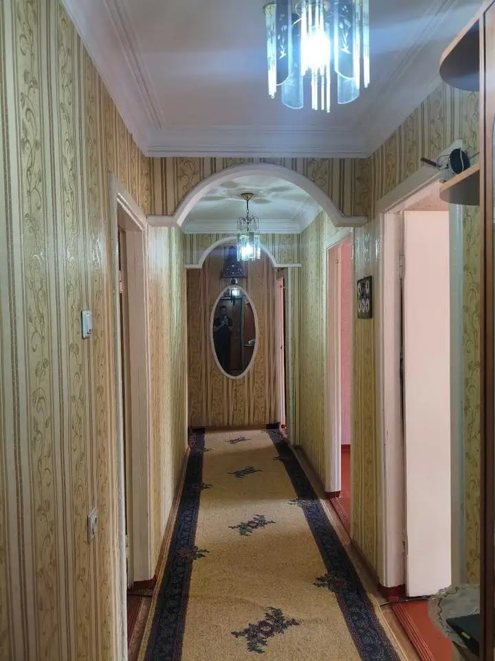 5-комн. квартира, 2 этаж, 100 м², Фирдавси