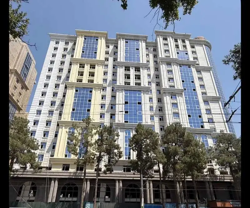 3-комн. квартира, 8 этаж, 102 м², Шохмансур