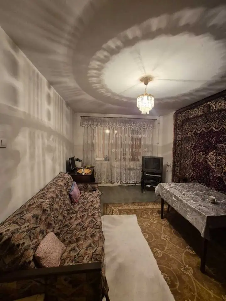 3-комн. квартира, 2 этаж, 66 м², 102 мкр