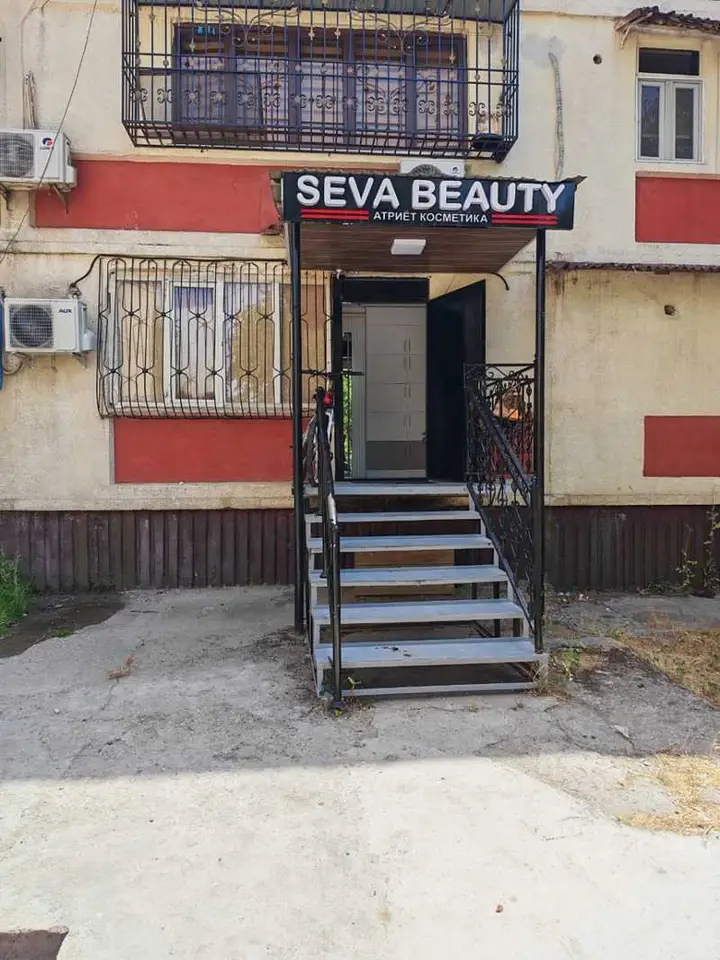 3-комн. квартира, 1 этаж, 73 м², 46 мкр