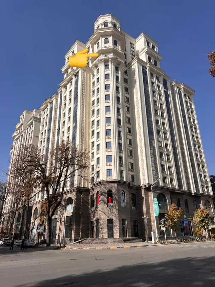 3-комн. квартира, 12 этаж, 208 м², Душанбе