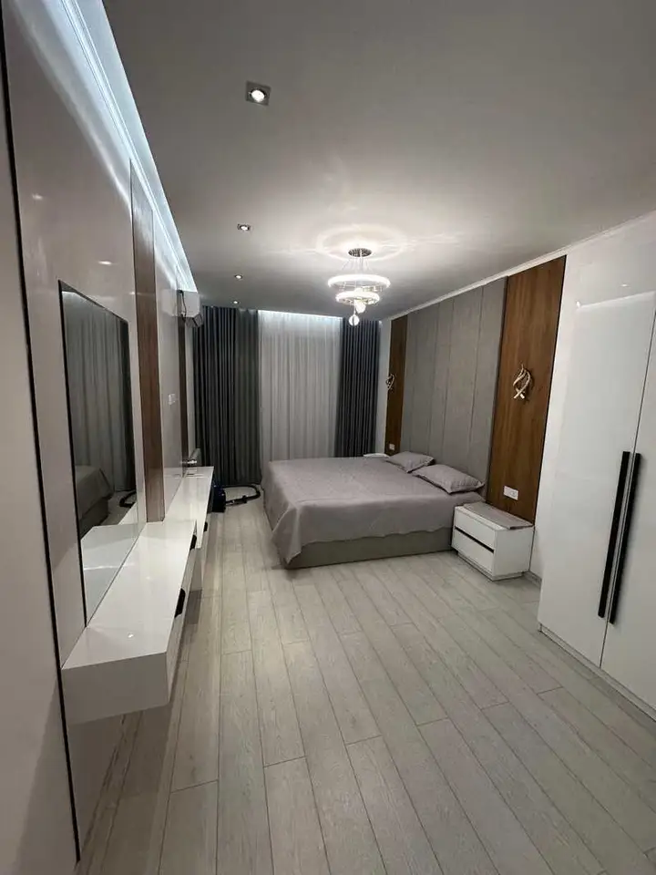 3-комн. квартира, 4 этаж, 134 м², Исмоили Сомони