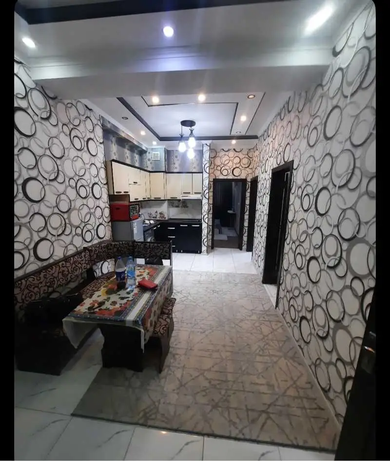 Хонаи 3-ҳуҷрагӣ, ошёнаи 12, 61 м², Садбарг