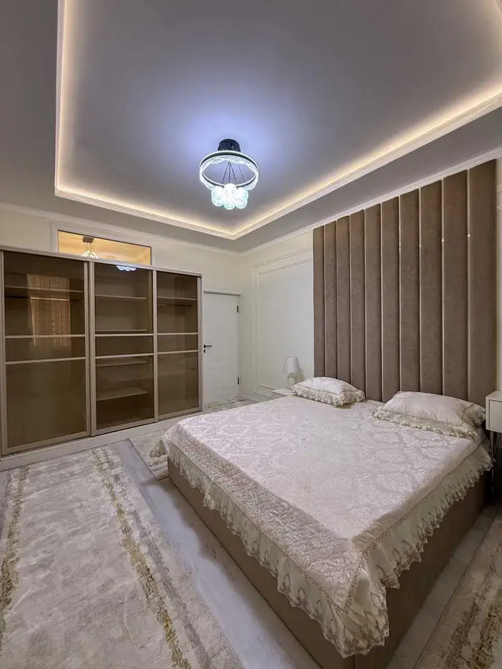 2-комн. квартира, 11 этаж, 64 м², Сино