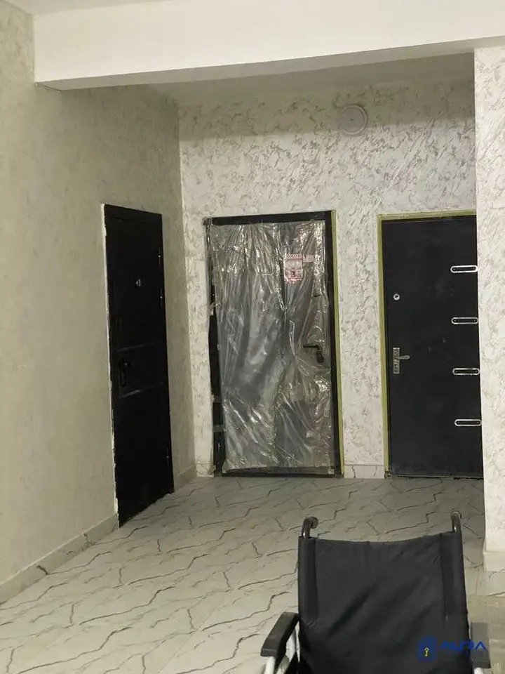 Хонаи 2-ҳуҷрагӣ, ошёнаи 2, 80 м², Шоҳмансур