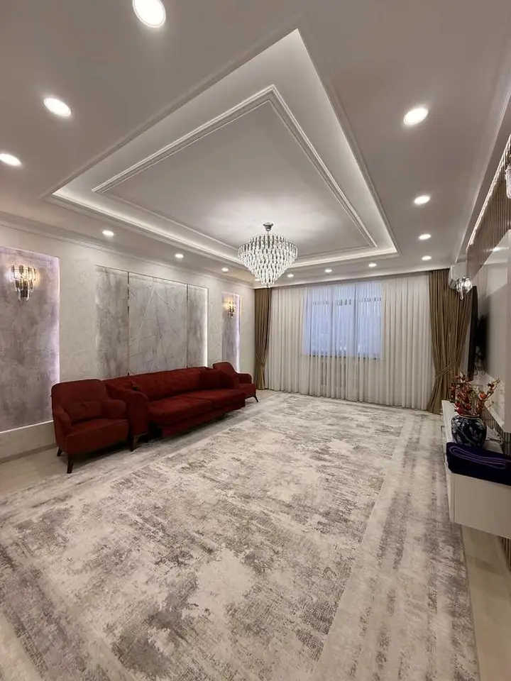 3-комн. квартира, 13 этаж, 139 м², Ашан
