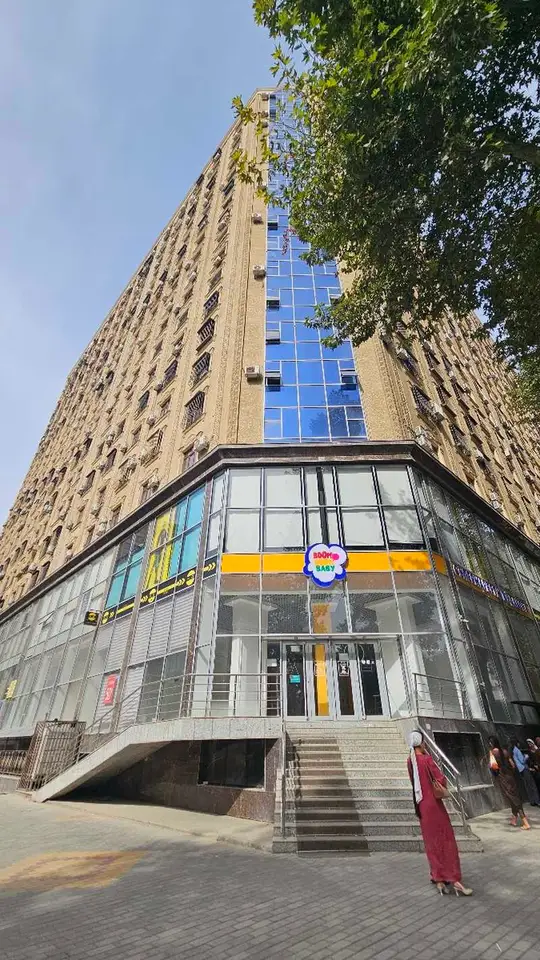 3-комн. квартира, 18 этаж, 92 м², Дом печати
