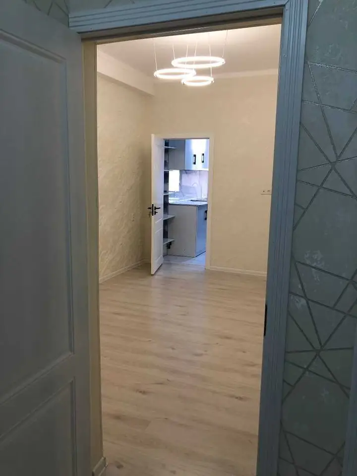 2-комн. квартира, 16 этаж, 52 м², Шохмансур