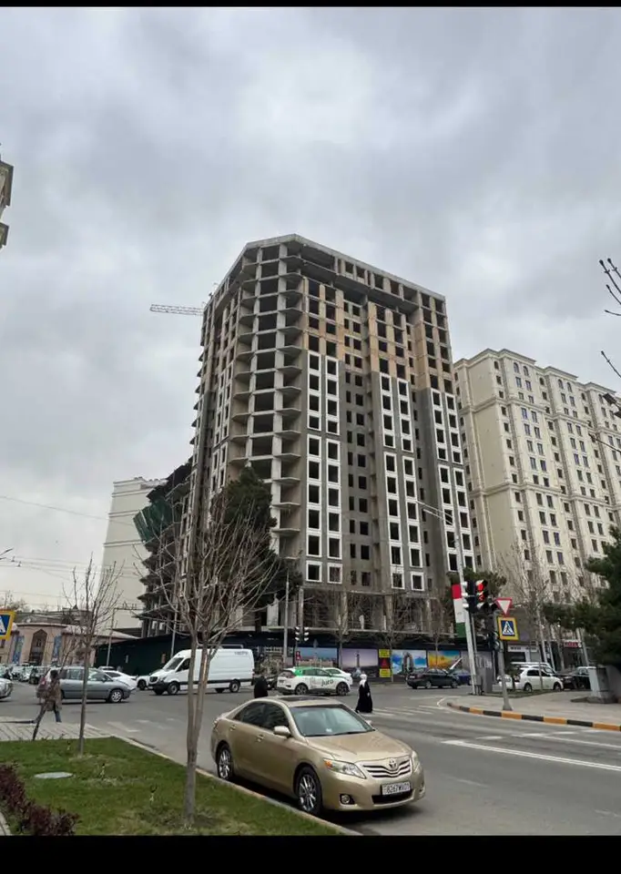 Хонаи 2-ҳуҷрагӣ, ошёнаи 14, 80 м², Шоҳмансур