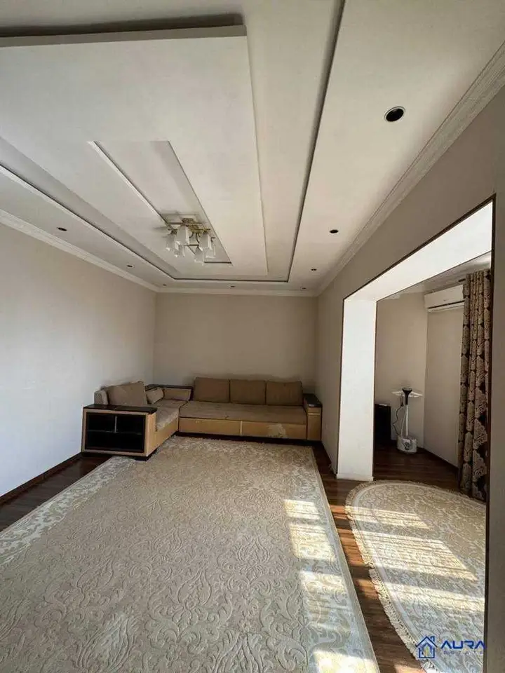2-комн. квартира, 12 этаж, 70 м², Славянский университет