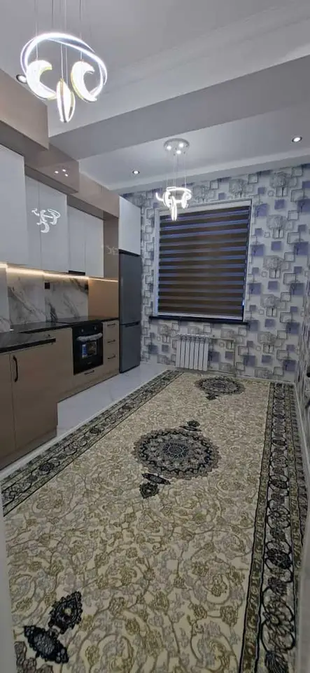 3-комн. квартира, 4 этаж, 95 м², Зарафшон