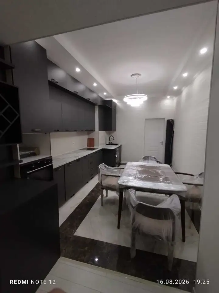 2-комн. квартира, 9 этаж, 100 м², Опера и балет