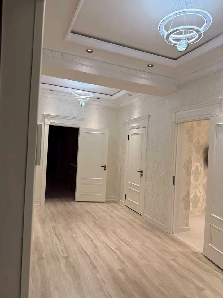 4-комн. квартира, 16 этаж, 158 м², Фирдавси