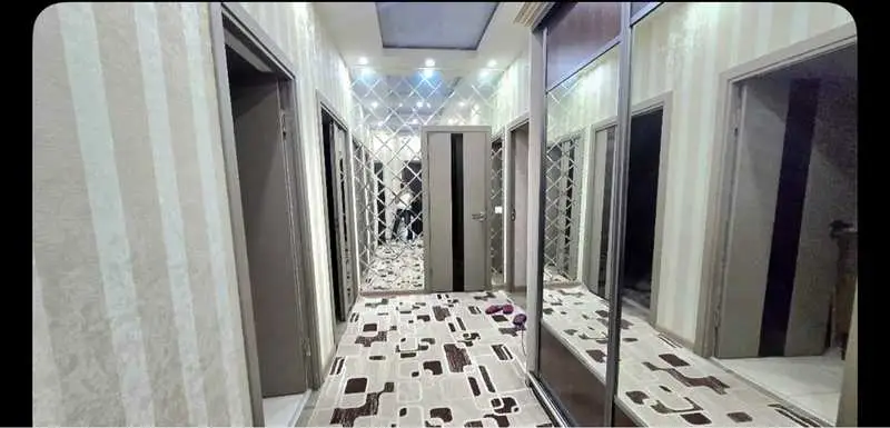 Хонаи 3-ҳуҷрагӣ, ошёнаи 8, 85 м², Исмоили Сомонӣ