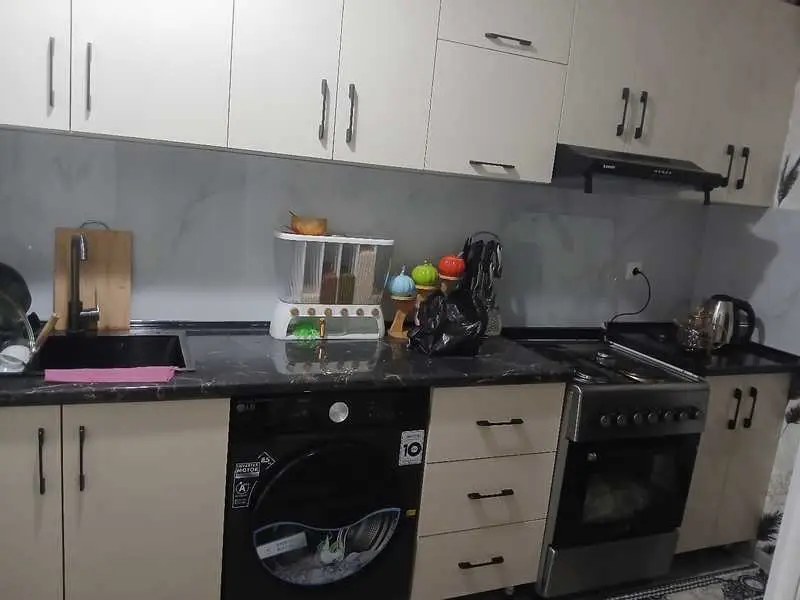 2-комн. квартира, 3 этаж, 61 м², Автоцентр