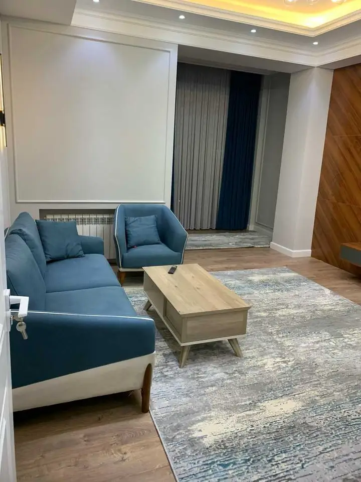 Хонаи 2-ҳуҷрагӣ, ошёнаи 10, 60 м², Шоҳмансур