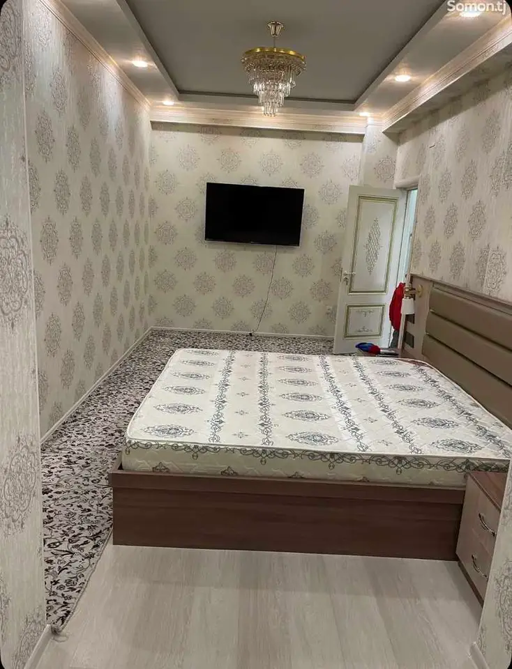 Хонаи 2-ҳуҷрагӣ, ошёнаи 11, 56 м², Қарабулоқ