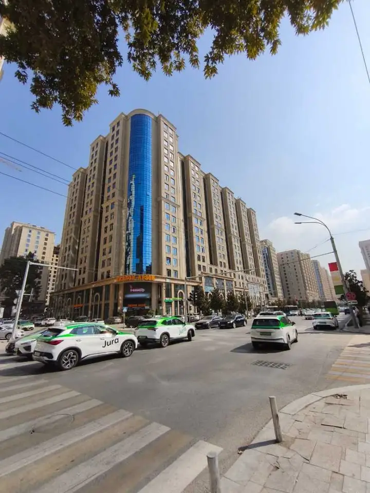 2-комн. квартира, 16 этаж, 71 м², Шохмансур