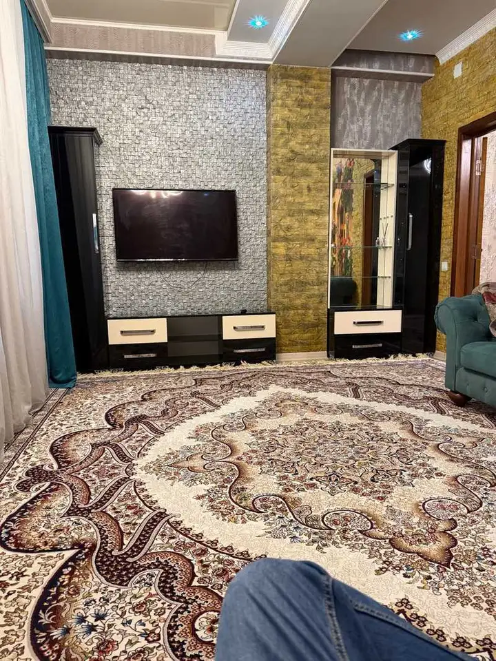 Хонаи 3-ҳуҷрагӣ, ошёнаи 5, 92 м², 82 мкр