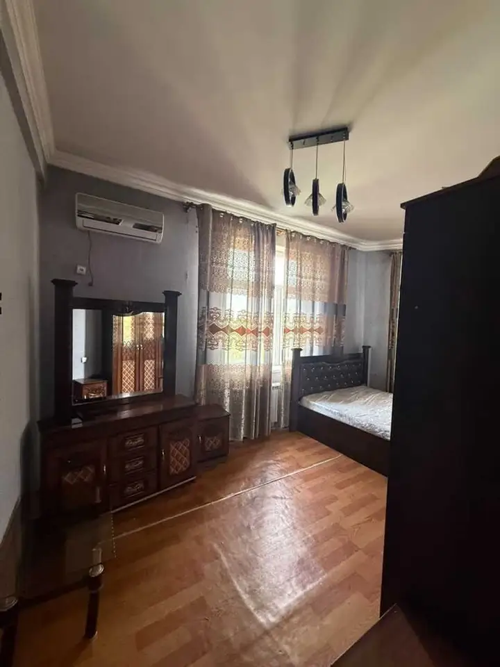 3-комн. квартира, 4 этаж, 70 м², 33 мкр