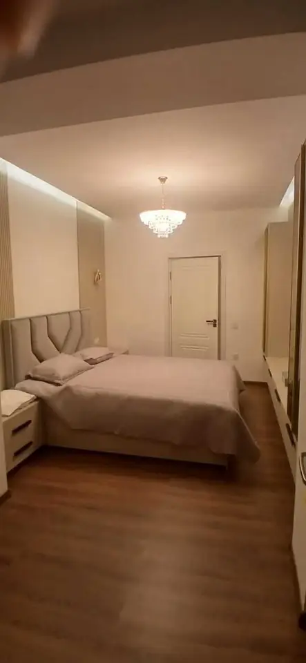 Хонаи 3-ҳуҷрагӣ, ошёнаи 4, 91 м², Исмоили Сомонӣ