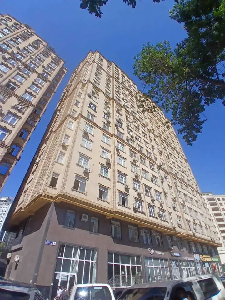 Хонаи 3-ҳуҷрагӣ, ошёнаи 3, 85 м², Шоҳмансур